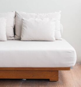 colchon y almohadas con Canape abatible madera